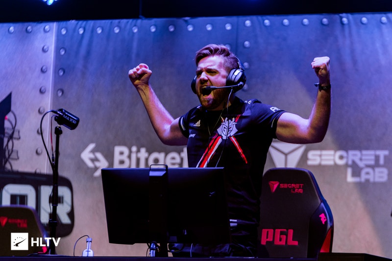 绿色龙B冲策略效果显著！ TyLoo 将老大师击杀，战胜 3DMAX 取得首张地图